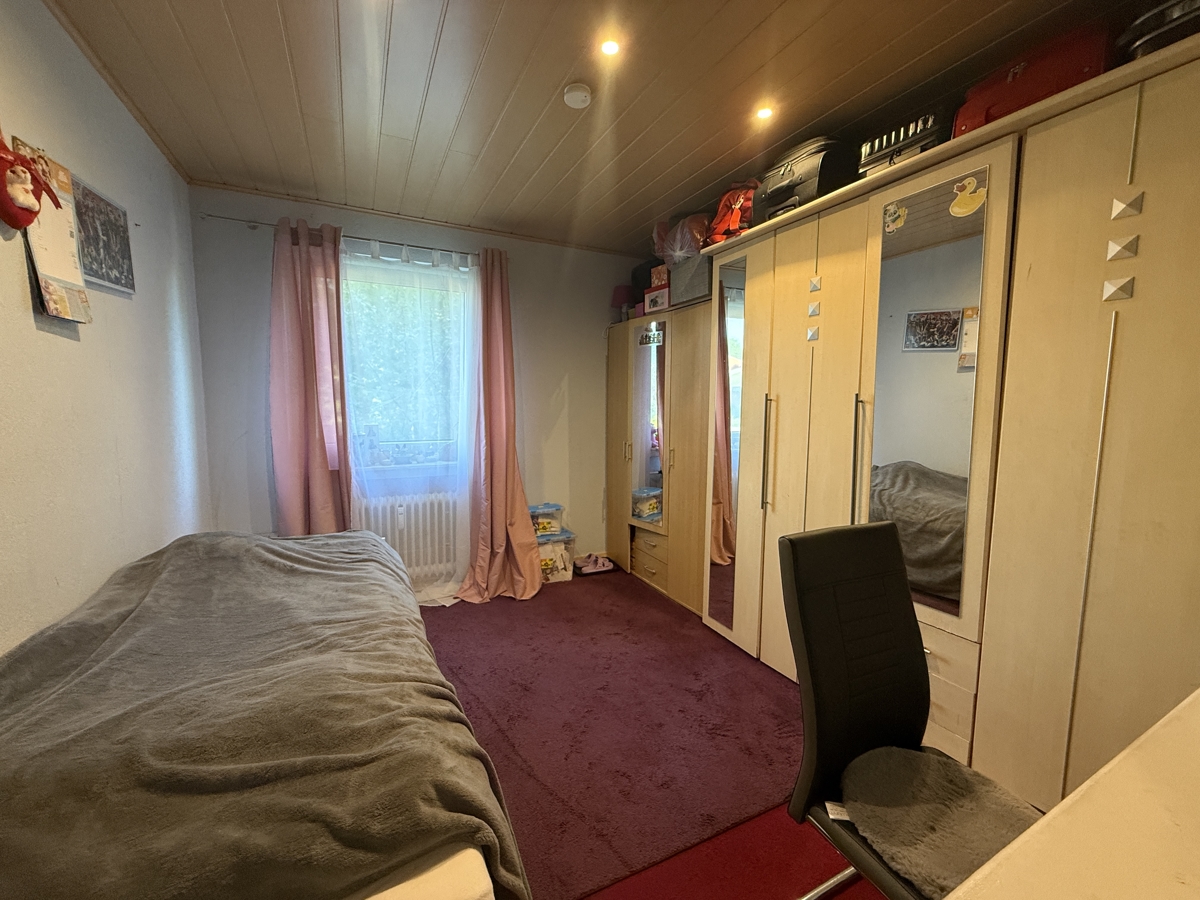 Schlafzimmer 2