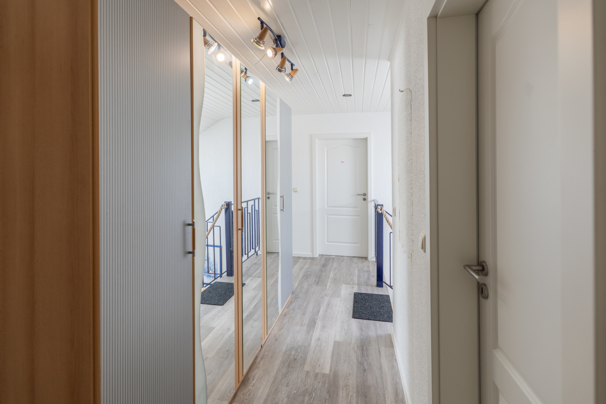 Flur OG Neubau