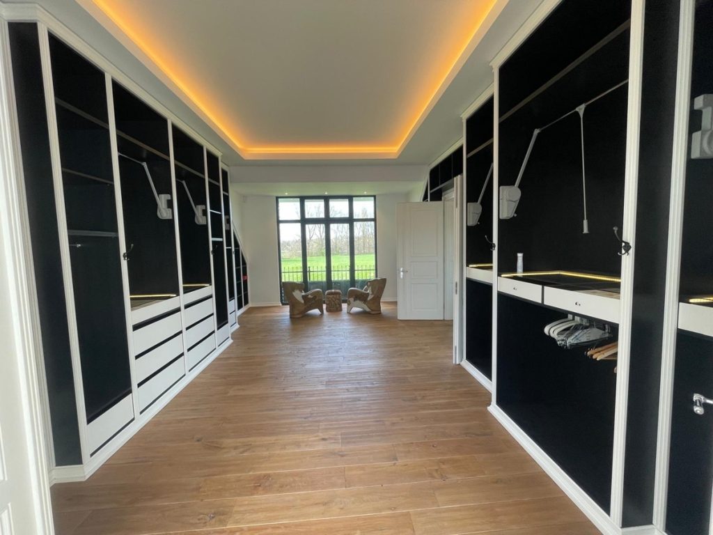 Immobilienangebot - Düsseldorf - Alle - Exklusive Designvilla in Bestlage von Düsseldorf