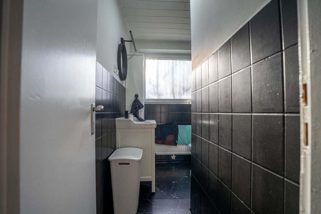 Immobilienangebot - Übach-Palenberg - Alle - Kapitalanlage mit 6,37 % Rendite: 3-Zimmer-Erdgeschosswohnung mit Balkon