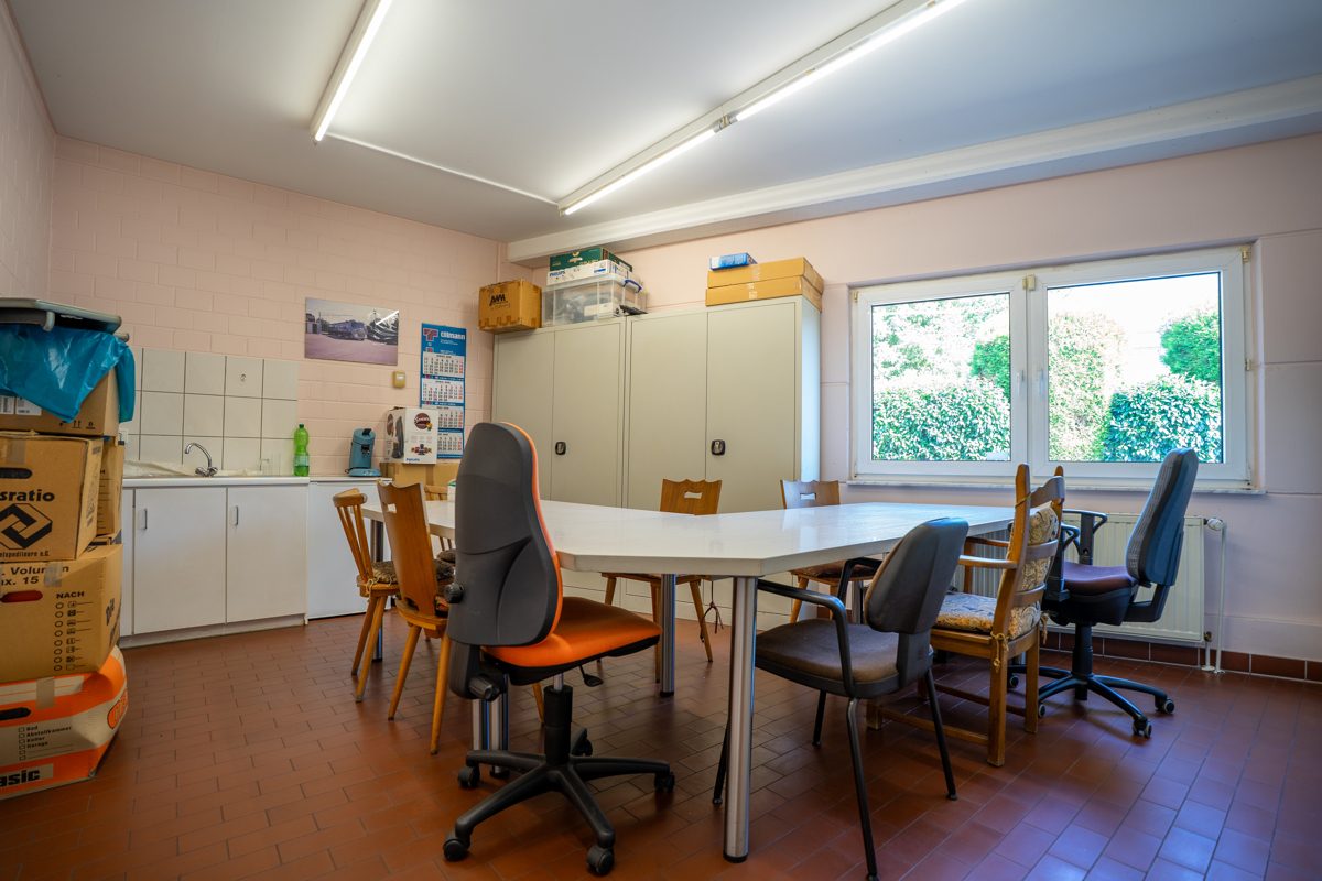 Immobilienangebot - Bergheim - Alle - Top-Gewerbestandort – Speditionsimmobilie mit vielseitigem Nutzungspotenzial