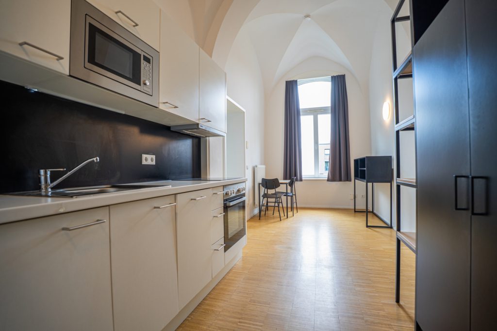 Immobilienangebot - Aachen / Laurensberg - Alle - Hochwertig möblierte 2-Zimmer-Wohnung in moderner Wohnanlage