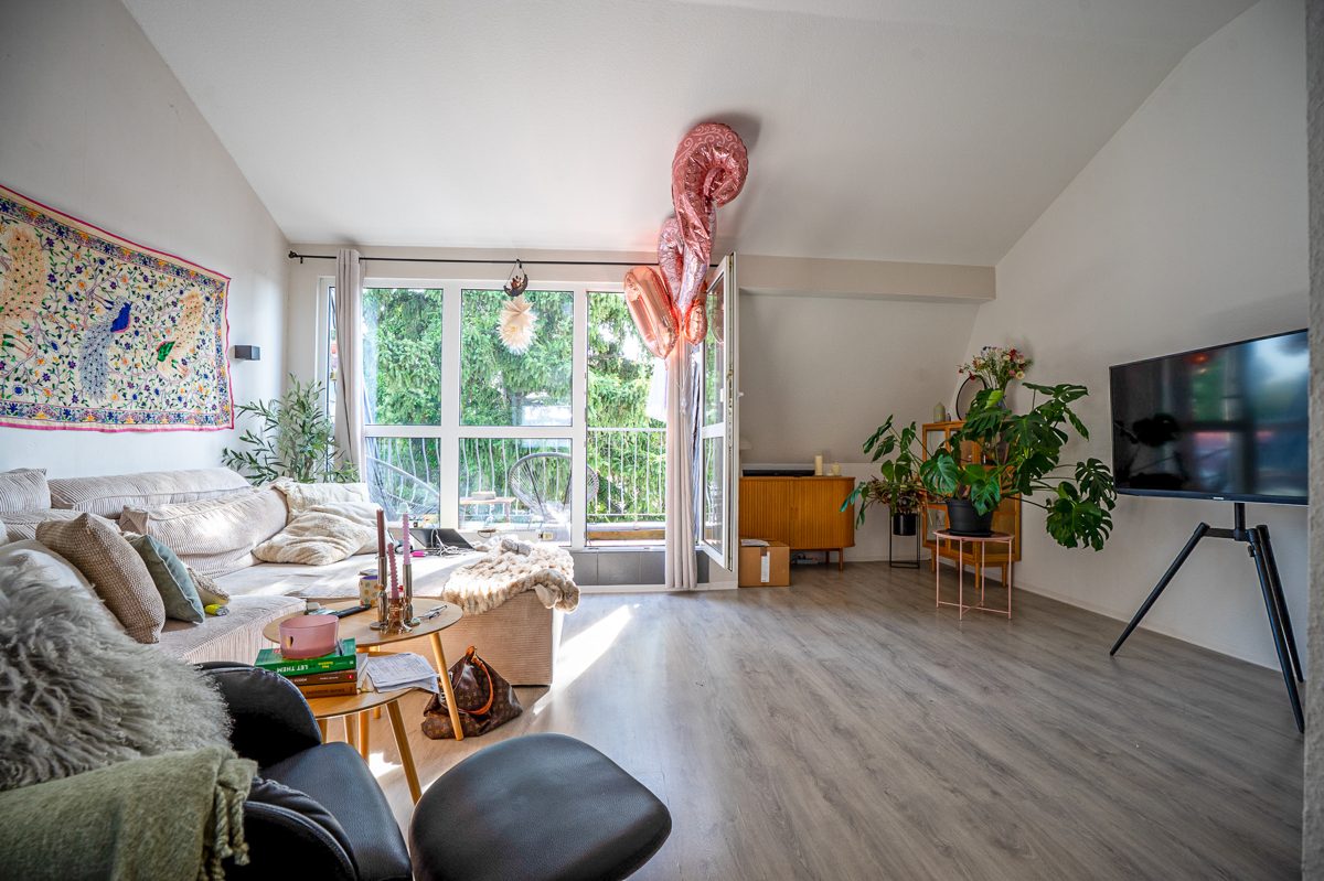 Immobilienangebot - Eschweiler - Alle - Attraktive Kapitalanlage: 5,0 % Bruttojahresrendite – DG-Wohnung mit Balkon & Stellplatz