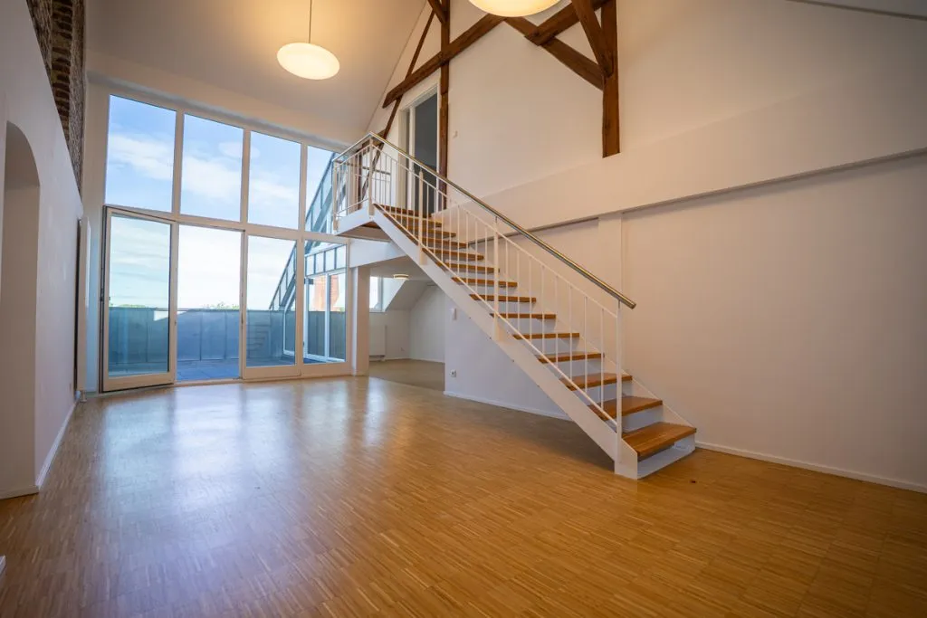 Immobilienangebot - Aachen / Laurensberg - Alle - Exklusives, saniertes Penthouse mit großer Dachterrasse und Einbauküche