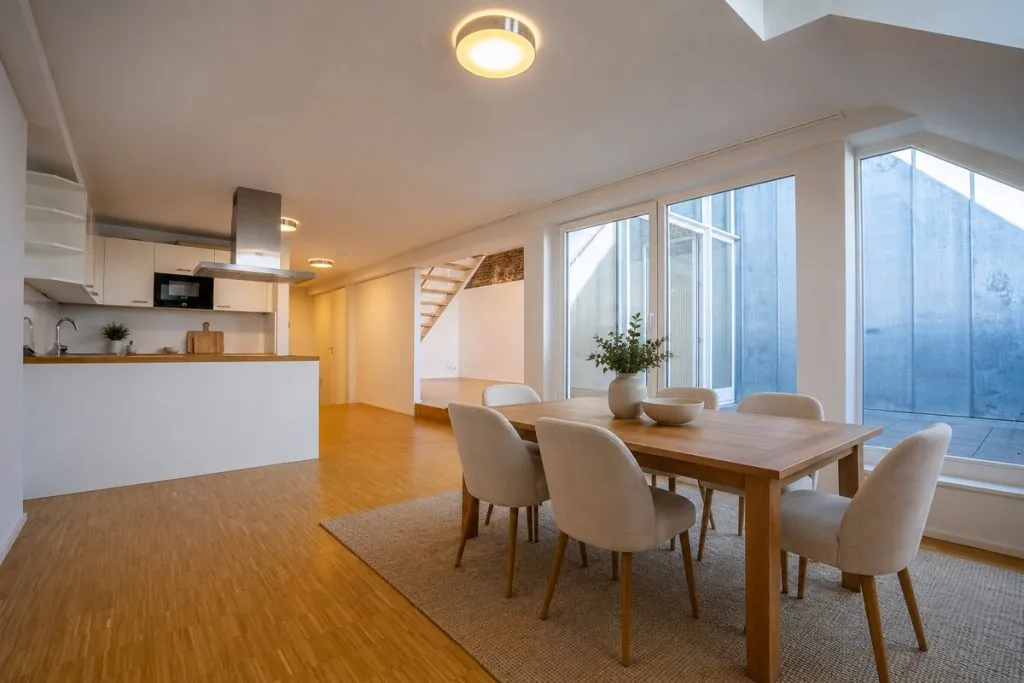Immobilienangebot - Aachen / Laurensberg - Alle - Exklusives, saniertes Penthouse mit großer Dachterrasse und Einbauküche
