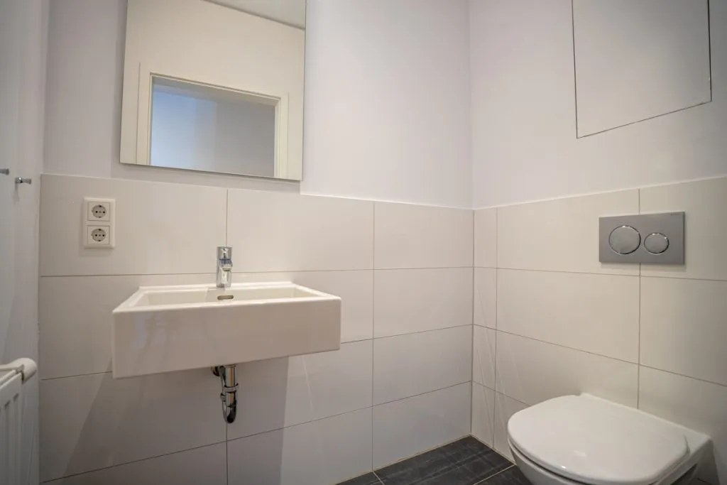 Immobilienangebot - Aachen / Laurensberg - Alle - Exklusives, saniertes Penthouse mit großer Dachterrasse und Einbauküche