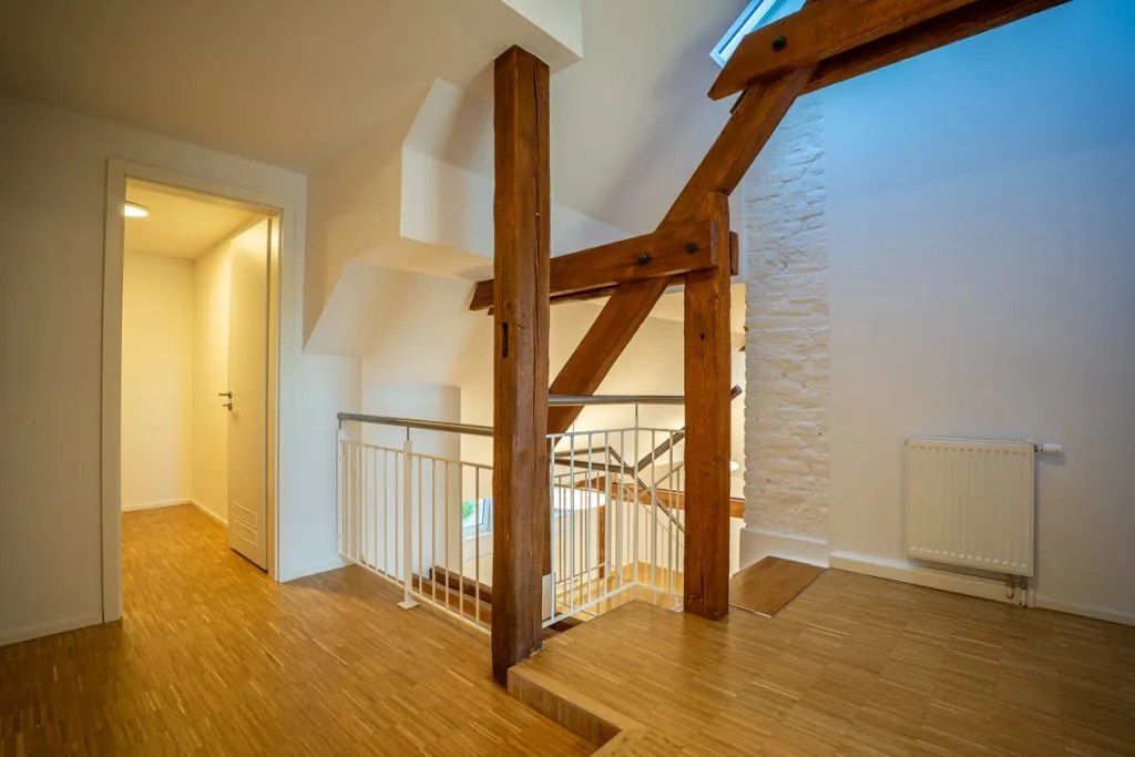 Immobilienangebot - Aachen / Laurensberg - Alle - Exklusives, saniertes Penthouse mit Wintergarten und Einbauküche