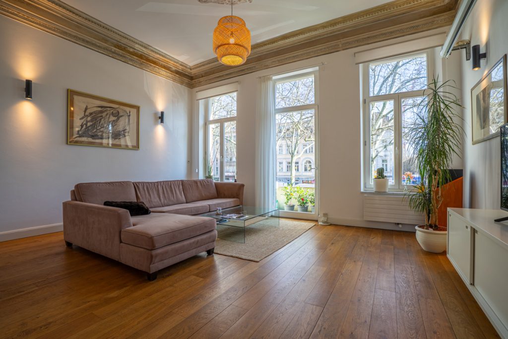 Immobilienangebot - Aachen / Mitte - Alle - Aufwendig saniertes Denkmal-Mehrfamilienhaus – Ein Stück Aachener Geschichte