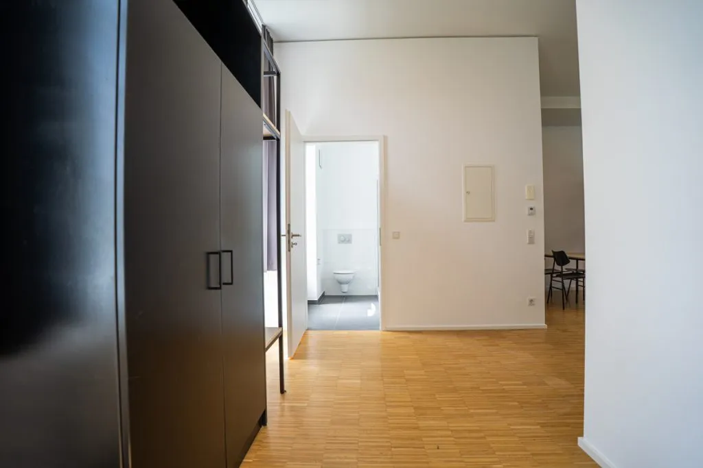 Immobilienangebot - Aachen - Alle - Vollmöbliertes 1-Zimmer-Apartment mit großzügiger Diele