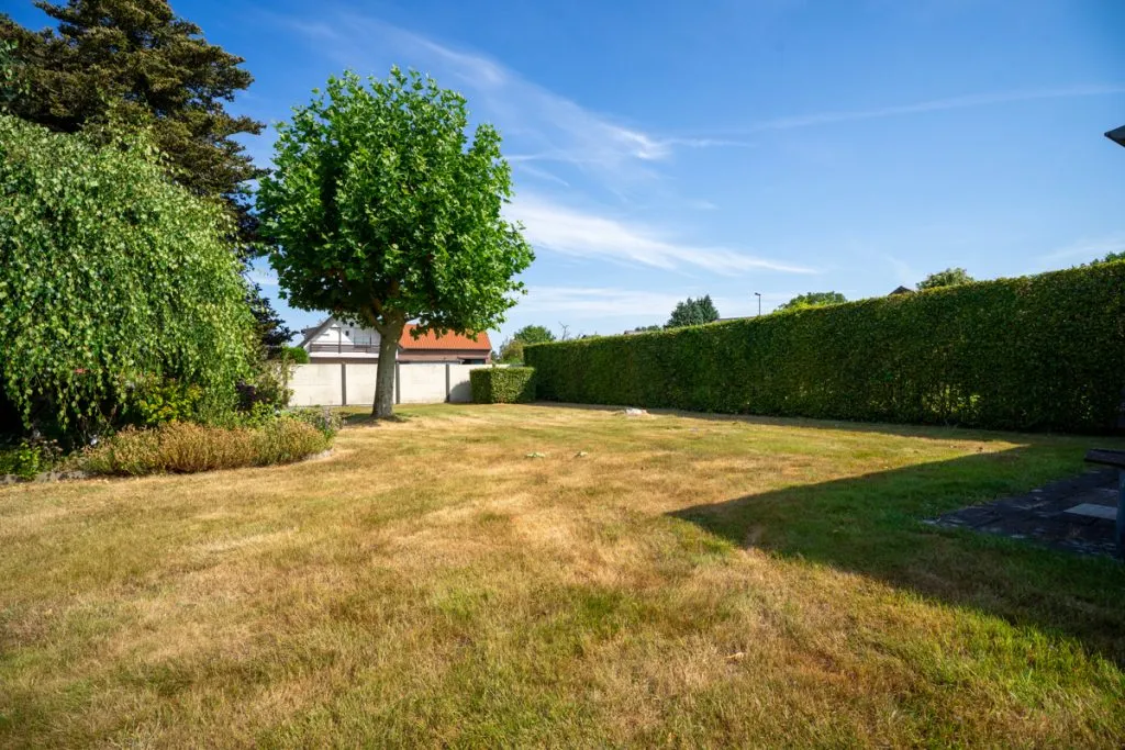 Immobilienangebot - Aachen - Alle - Großzügige 3-Zimmer-Wohnung mit zwei Balkonen und eigenem Garten