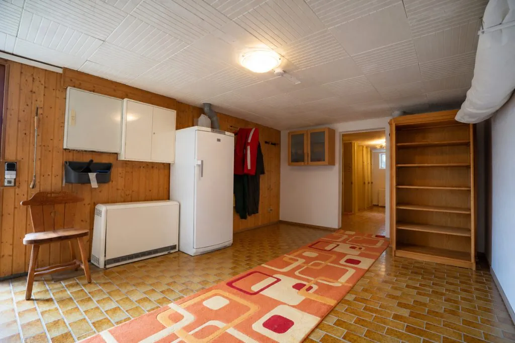 Immobilienangebot - Simmerath - Alle - Naturnahes Wohnen in Simmerath – freistehendes Blockhaus mit Sauna und großem Garten