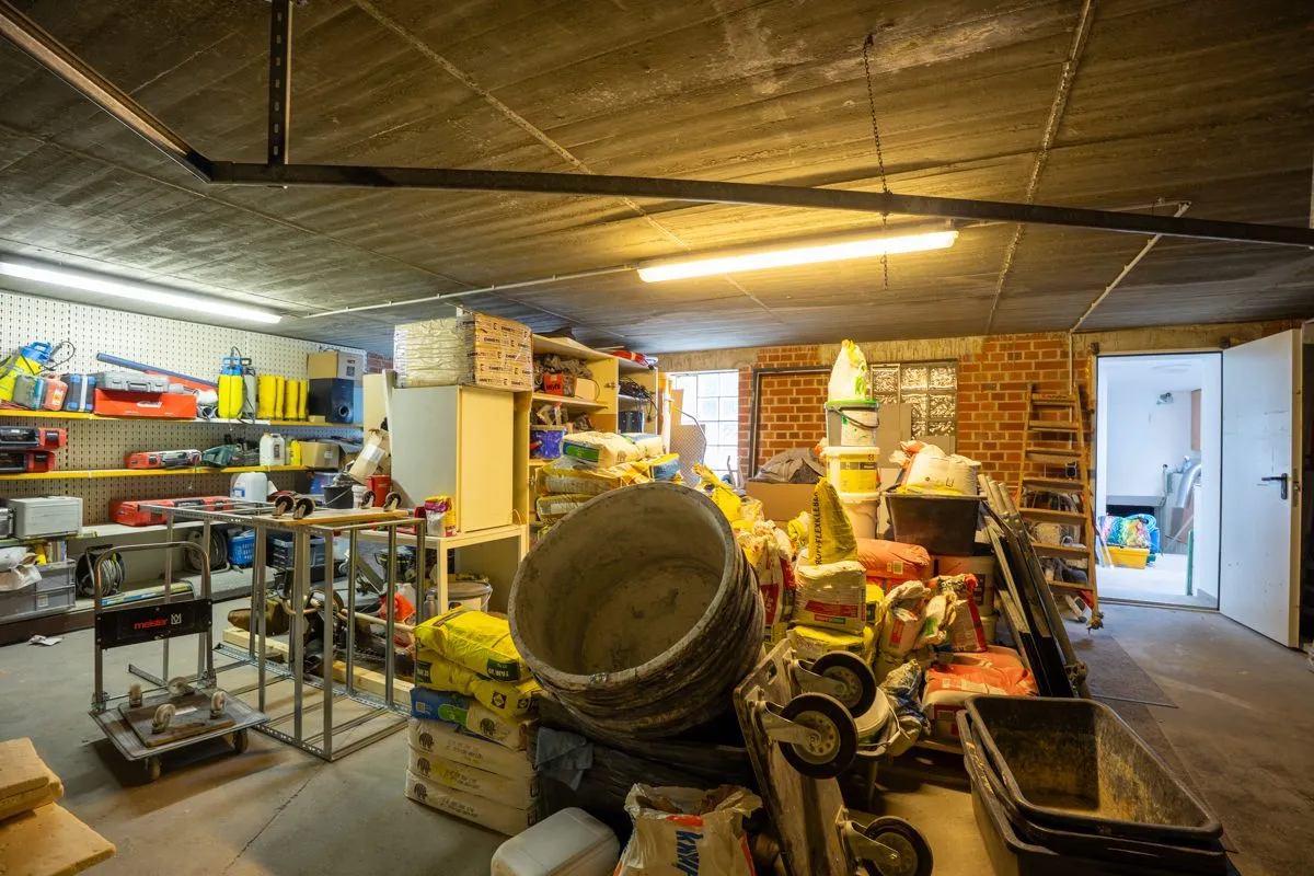 Lager Immobilienangebot - Baesweiler - Alle - Attraktives Wohn- und Geschäftshaus mit 6,15 % Bruttorendite in Baesweiler
