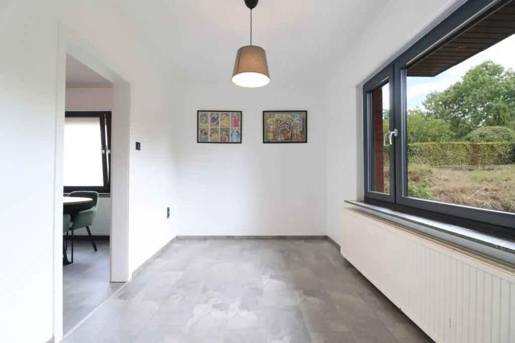 Immobilienangebot - Raeren - Alle - Freistehendes Einfamilienhaus mit Garten und viel Platz für die Familie in Hauset
