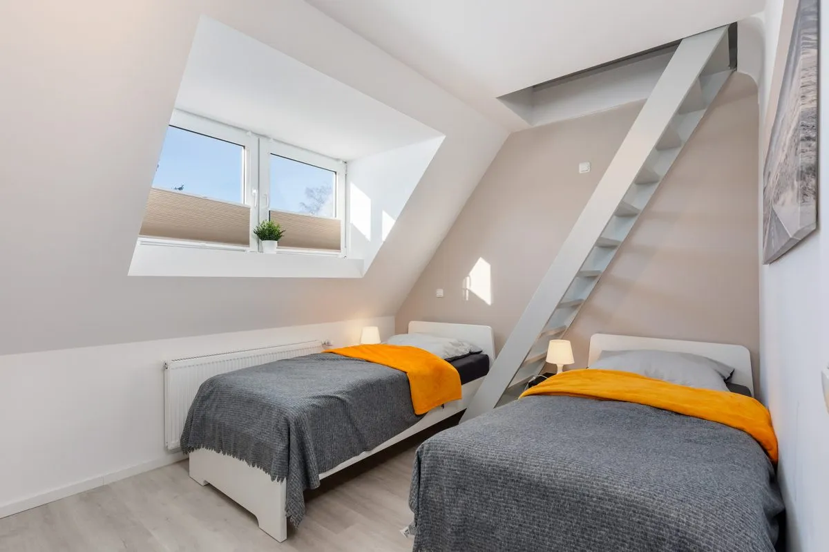 Schlafzimmer 03 (OG) Immobilienangebot - Düren - Alle - Ihr neues Zuhause: Charmantes Einfamilienhaus mit Garten und Platz für die ganze Familie