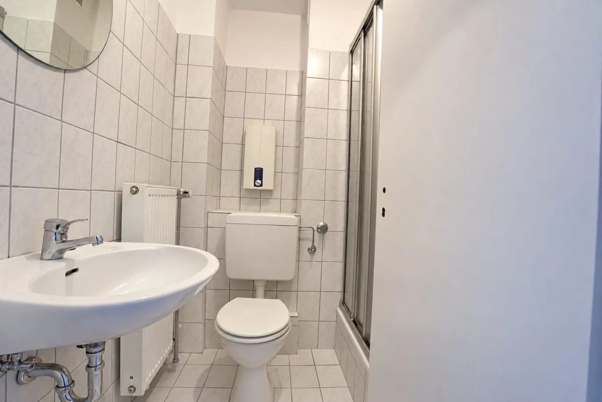 Bad Immobilienangebot - Aachen - Alle - Helle 2-Zimmer-Wohnung im Dachgeschoss – Ideal zur Eigennutzung oder Kapitalanlage