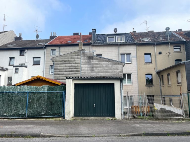 Aachen / Haaren - Ideal für Pkw oder Lagerfläche – Garage in Aachen-Haaren