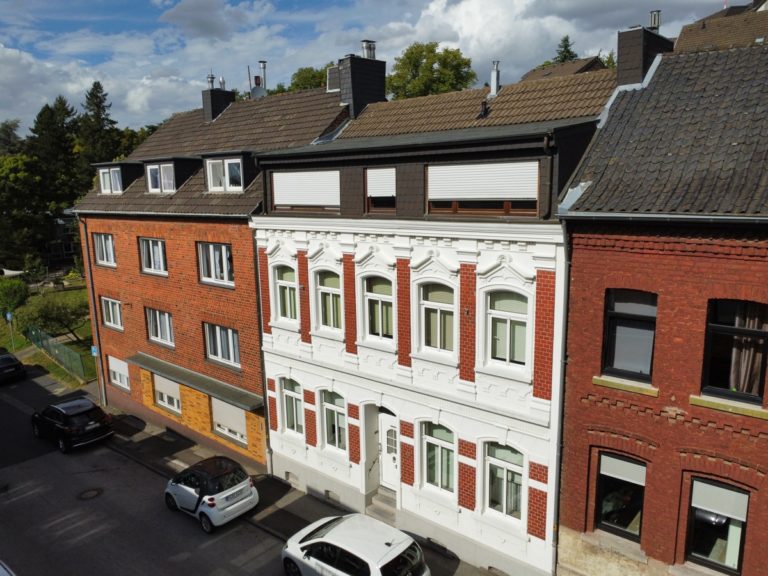 Stolberg - Zweifamilienhaus mit Altbaucharme