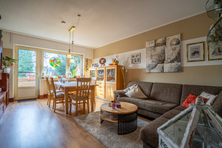 Baesweiler - Solide Kapitalanlage in Baesweiler – 4-Zimmer-Wohnung mit Balkon